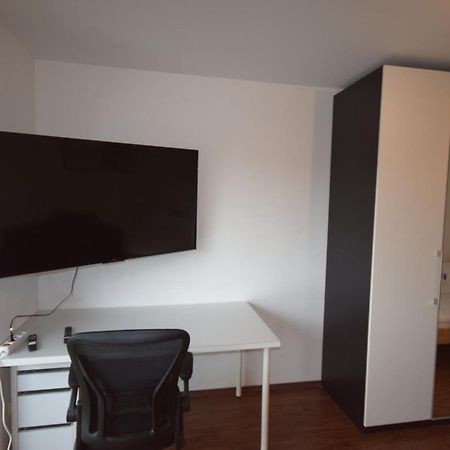 Nestwerk Komfort R23-12 - Balkon, Arbeitsplatz & Zentrumsnah Biberach an der Riss Bagian luar foto