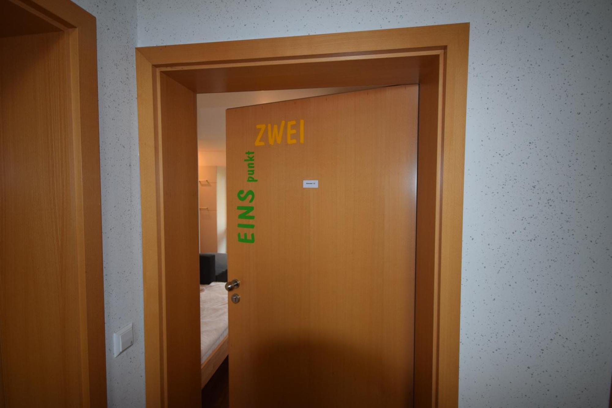 Nestwerk Komfort R23-12 - Balkon, Arbeitsplatz & Zentrumsnah Biberach an der Riss Bagian luar foto